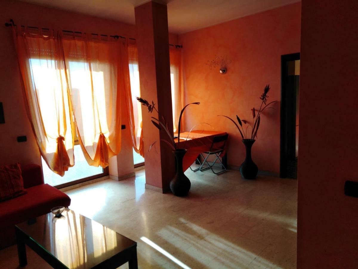 Residence Taverna เปียเชนซา ภายนอก รูปภาพ